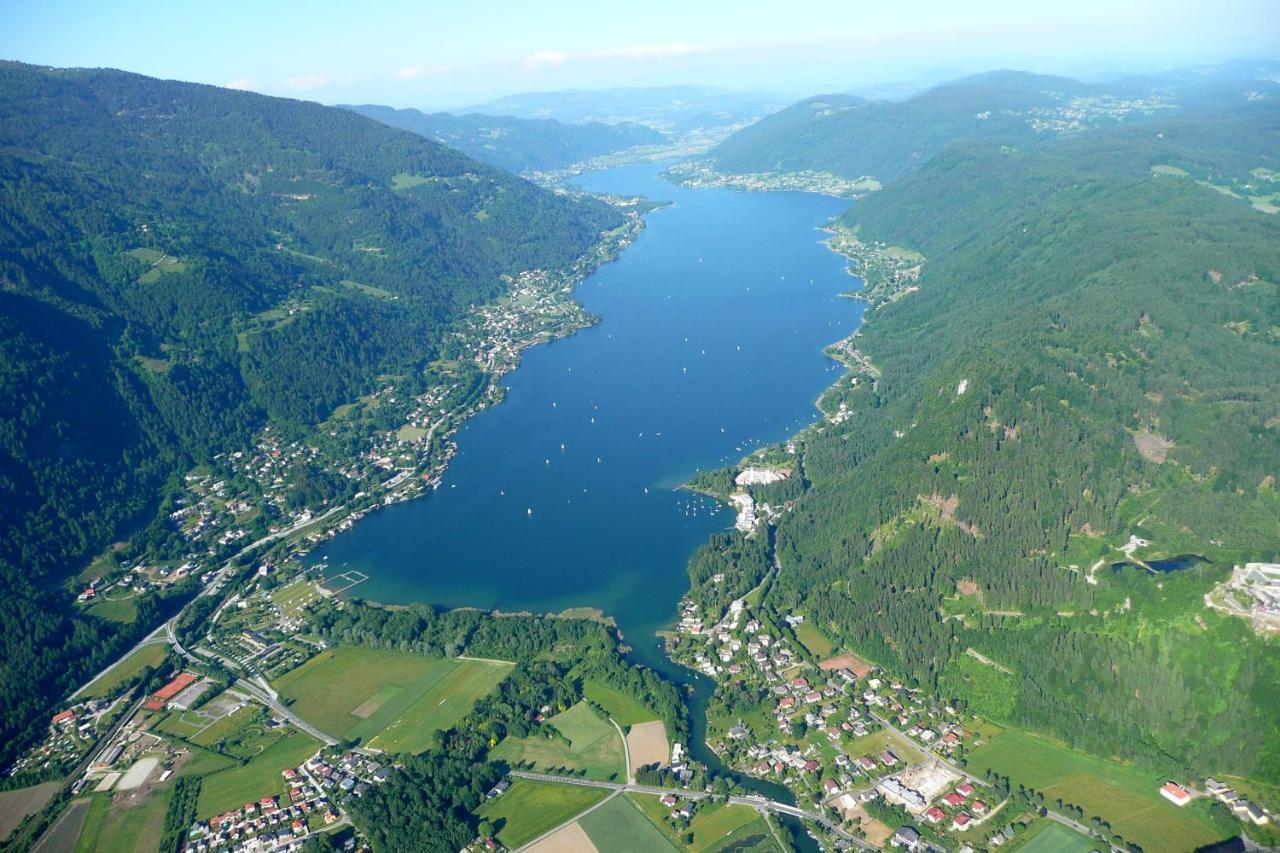 Bambu Lodge @ Ossiachersee Bodensdorf Bagian luar foto