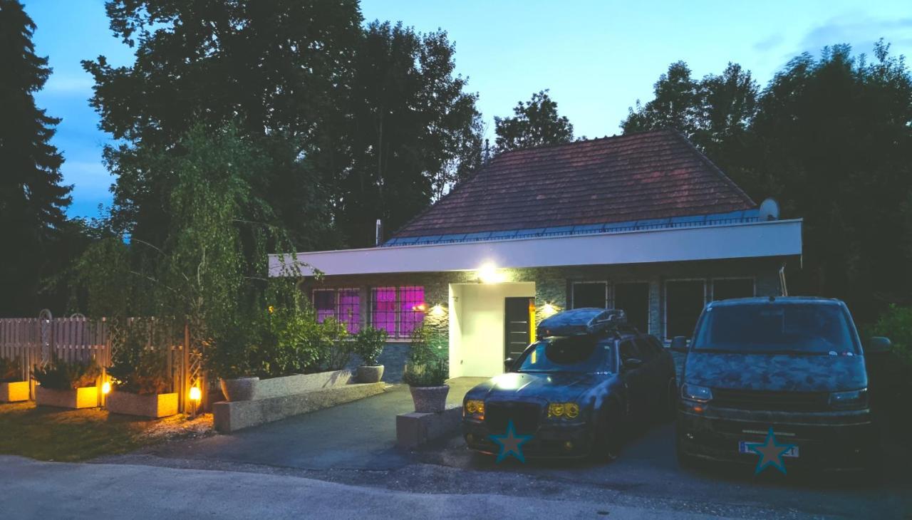 Bambu Lodge @ Ossiachersee Bodensdorf Bagian luar foto